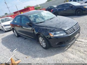  Salvage Volkswagen Passat