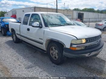  Salvage Chevrolet Silverado 1500