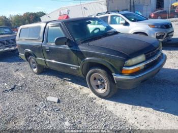  Salvage Chevrolet S-10