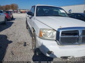  Salvage Dodge Dakota