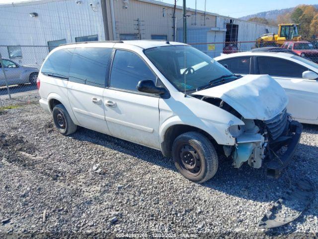  Salvage Chrysler Town & Country