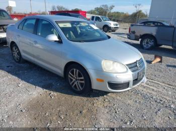  Salvage Volkswagen Jetta