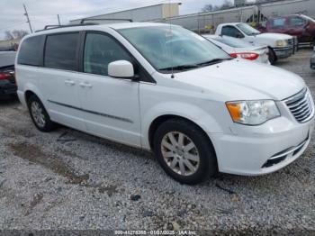  Salvage Chrysler Town & Country