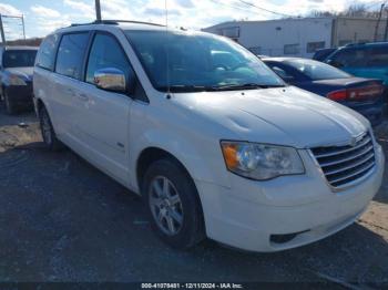  Salvage Chrysler Town & Country