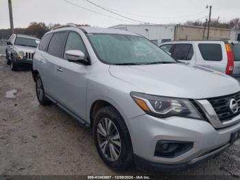  Salvage Nissan Pathfinder