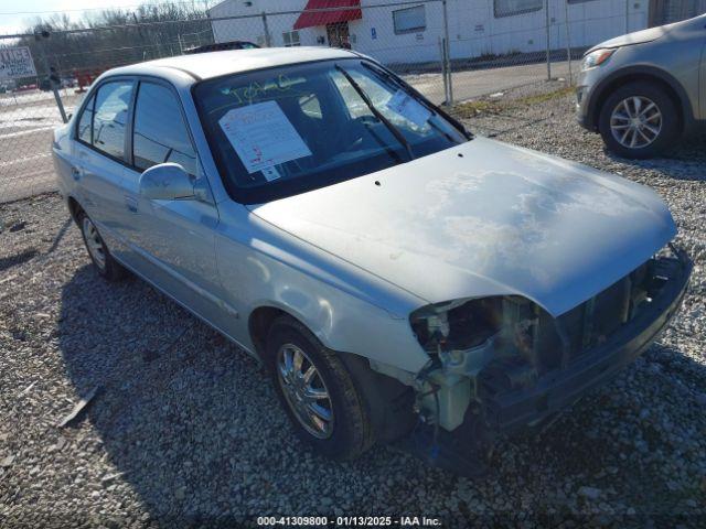  Salvage Hyundai ACCENT