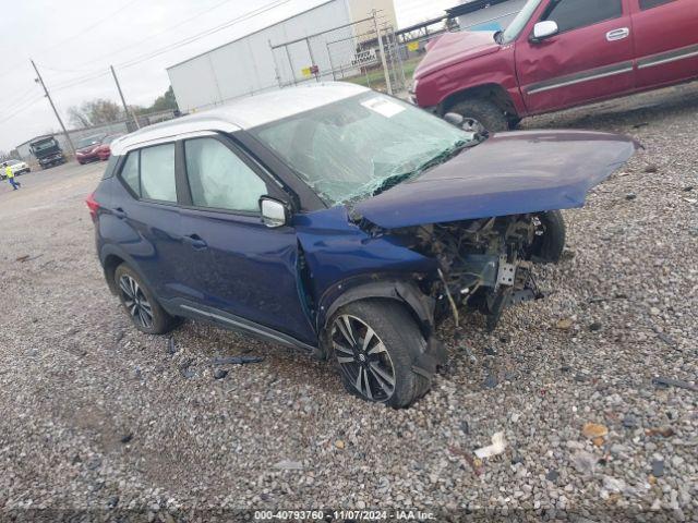  Salvage Nissan Kicks