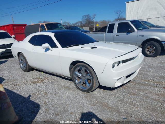  Salvage Dodge Challenger