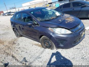  Salvage Ford Fiesta