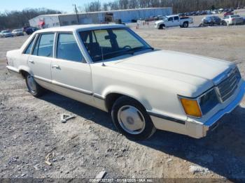  Salvage Ford LTD