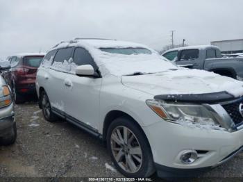  Salvage Nissan Pathfinder