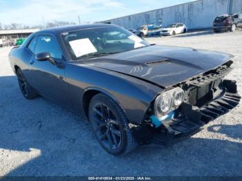  Salvage Dodge Challenger