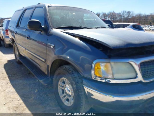  Salvage Ford Expedition