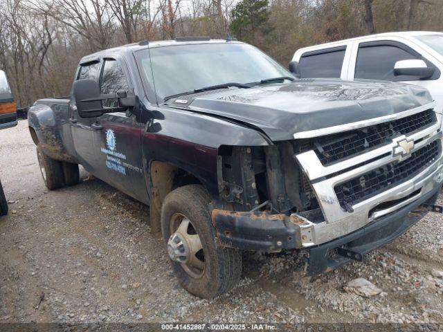  Salvage Chevrolet Silverado 3500