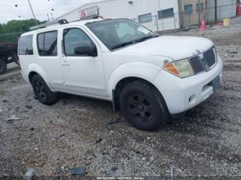  Salvage Nissan Pathfinder