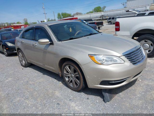  Salvage Chrysler 200