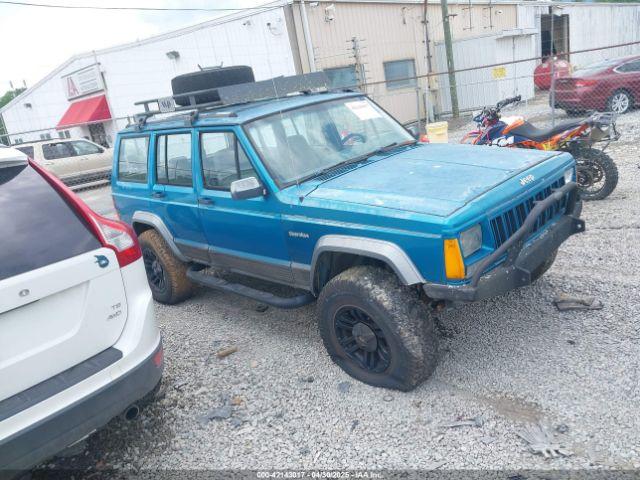  Salvage Jeep Cherokee