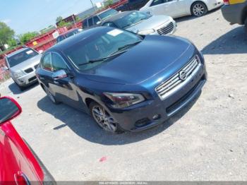  Salvage Nissan Maxima