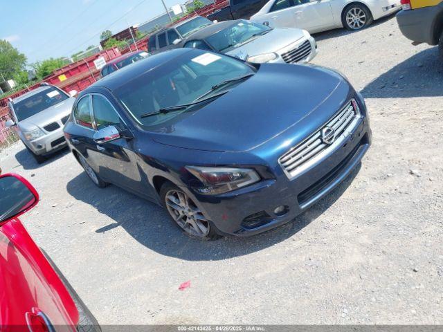  Salvage Nissan Maxima