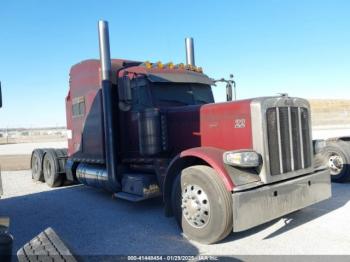 Salvage Peterbilt 389