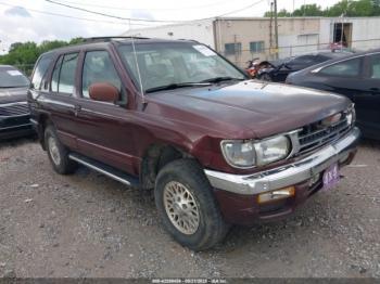  Salvage Nissan Pathfinder