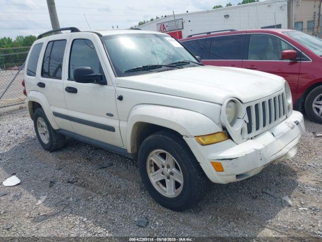  Salvage Jeep Liberty