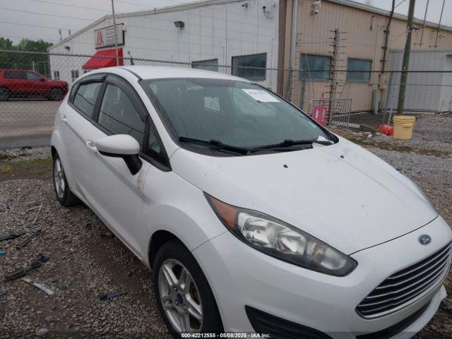  Salvage Ford Fiesta