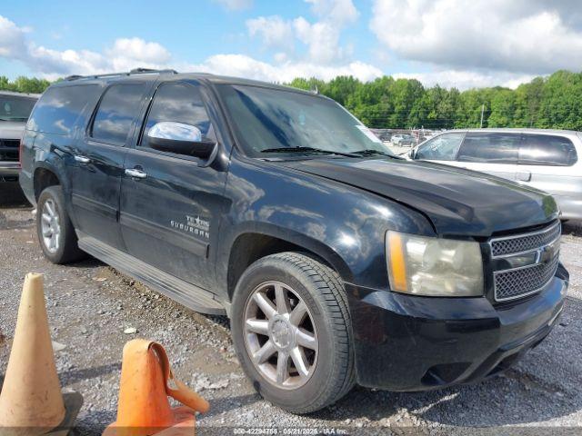 Salvage Chevrolet Suburban 1500