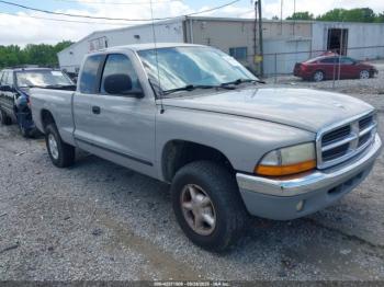  Salvage Dodge Dakota