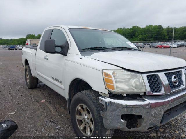  Salvage Nissan Titan