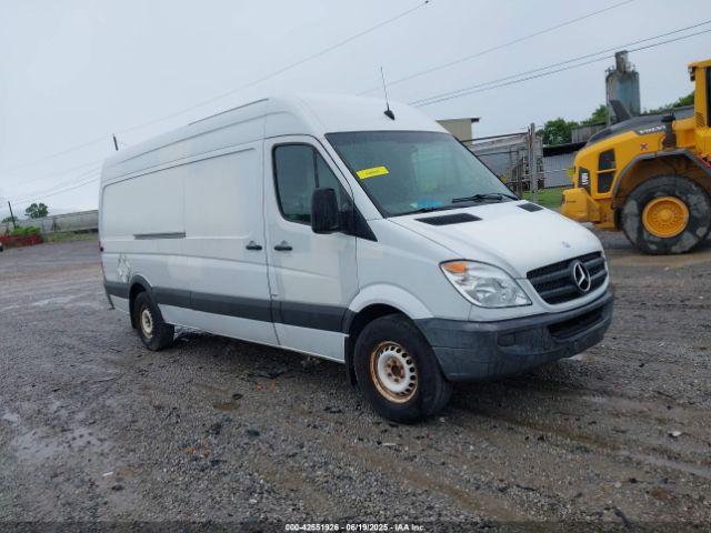  Salvage Mercedes-Benz Sprinter 2500