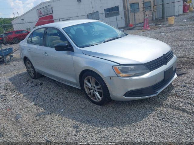  Salvage Volkswagen Jetta