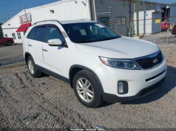  Salvage Kia Sorento