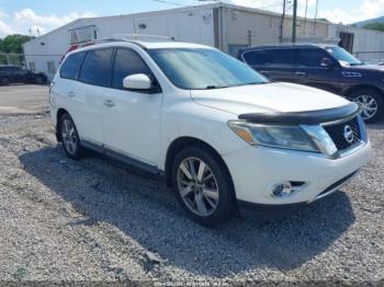  Salvage Nissan Pathfinder