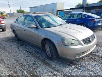  Salvage Nissan Altima