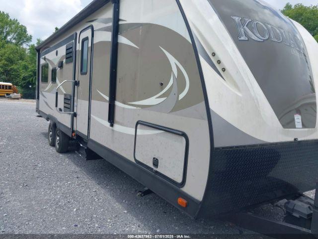  Salvage Kodiak Travel Trlr