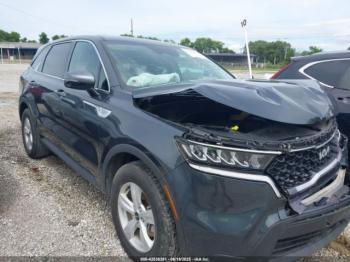  Salvage Kia Sorento