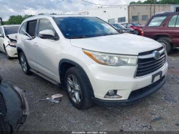  Salvage Toyota Highlander