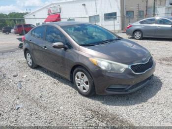  Salvage Kia Forte