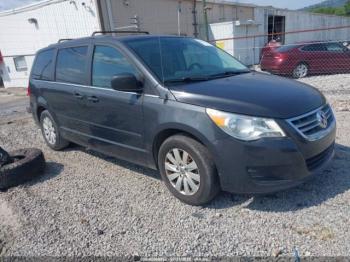  Salvage Volkswagen Routan