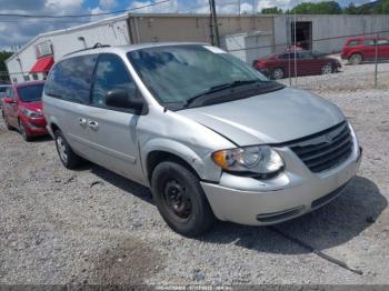  Salvage Chrysler Town & Country