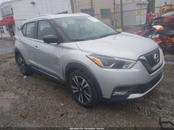  Salvage Nissan Kicks