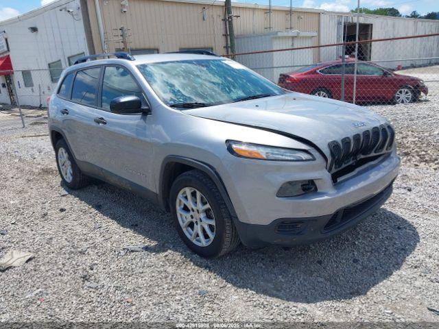  Salvage Jeep Cherokee
