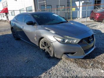  Salvage Nissan Maxima