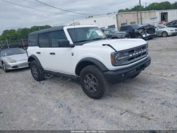  Salvage Ford Bronco