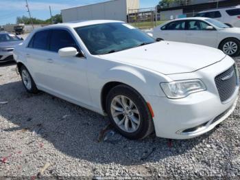  Salvage Chrysler 300