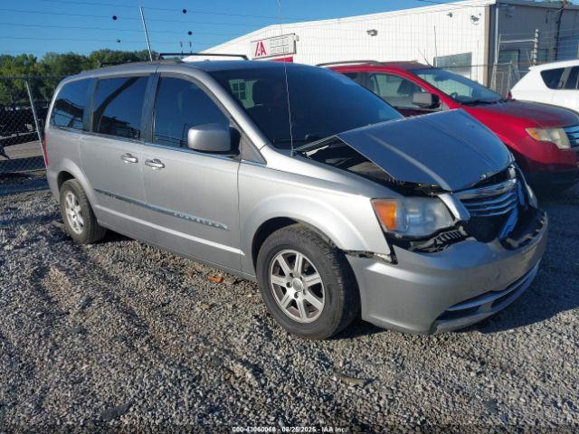  Salvage Chrysler Town & Country