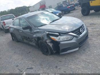  Salvage Nissan Altima