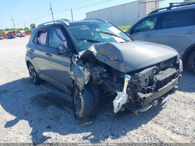  Salvage Hyundai VENUE