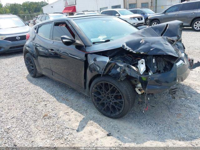  Salvage Hyundai VELOSTER